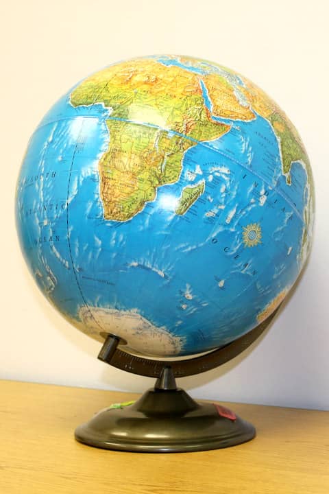 Enviro-sphere globe desk model